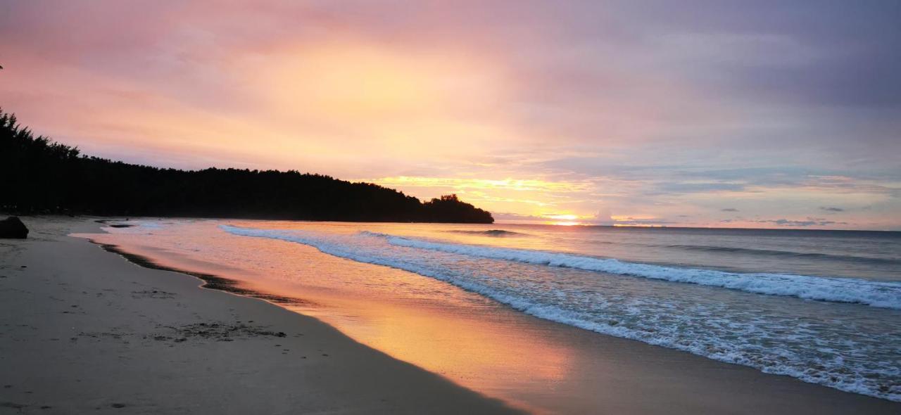 Kotak Kotak Borneo Villa Kudat Buitenkant foto